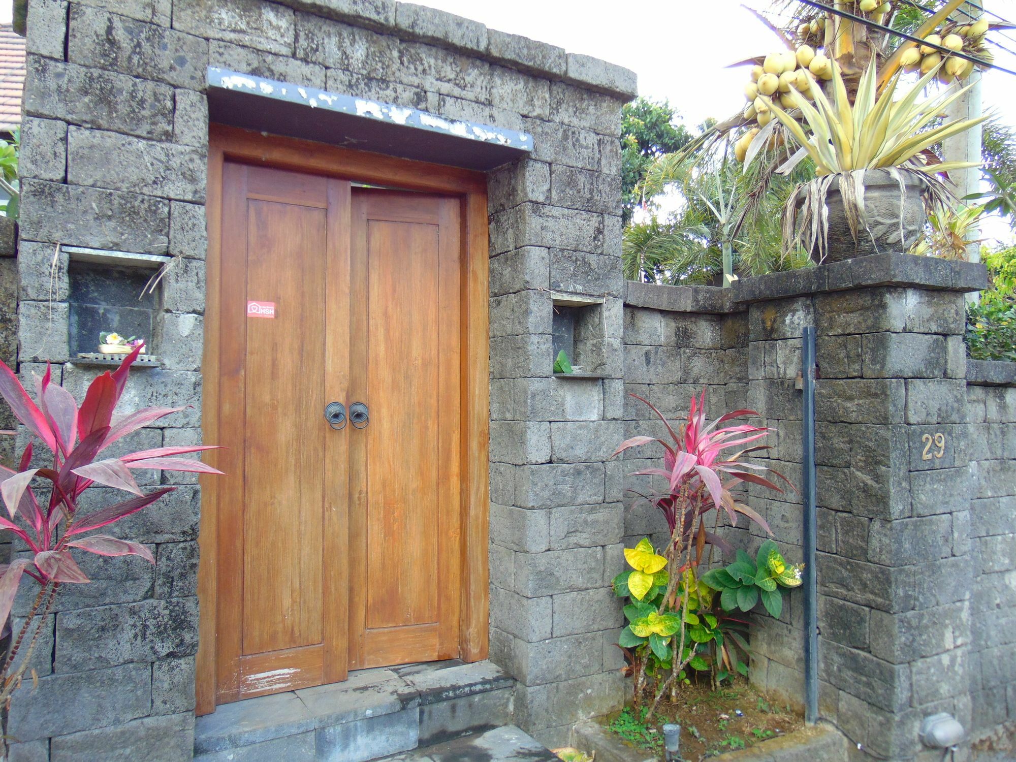 Baik Baik Homestay Pecatu Eksteriør billede